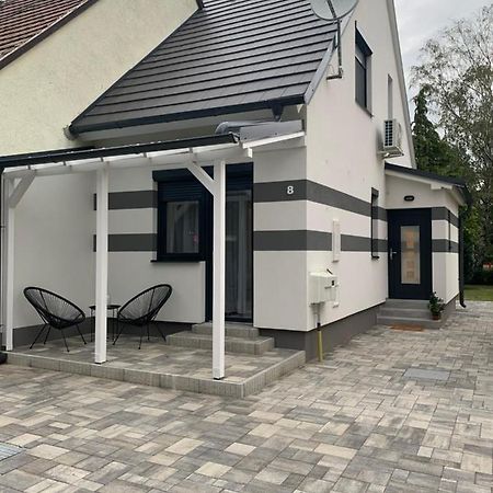 Zenit Apartman Buk Ngoại thất bức ảnh