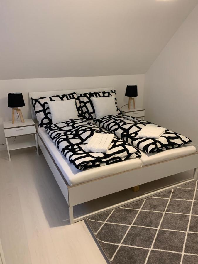 Zenit Apartman Buk Ngoại thất bức ảnh