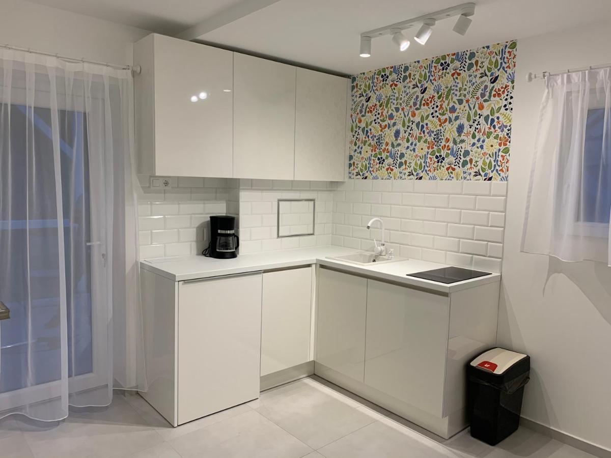 Zenit Apartman Buk Ngoại thất bức ảnh